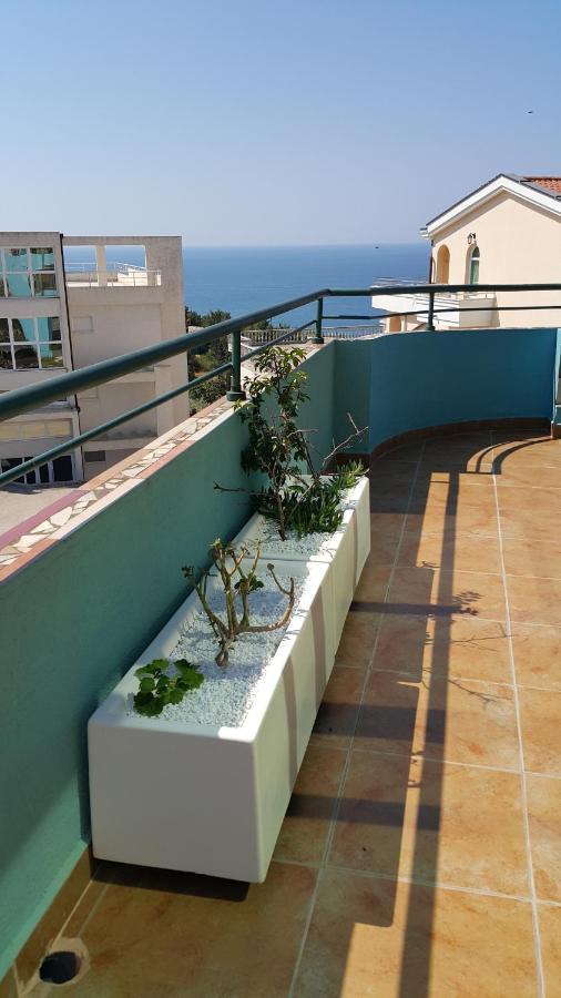 Apartmani Aida Ulcinj Exterior foto